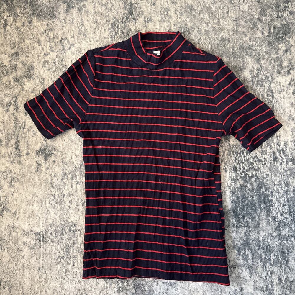 Free Assembly Short Sleeved Top Color Black And Red Stripes Size Small